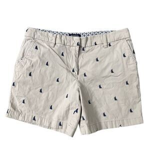 British Khaki Nautical Shorts tan Size 6 sailboat pattern cotton stretch